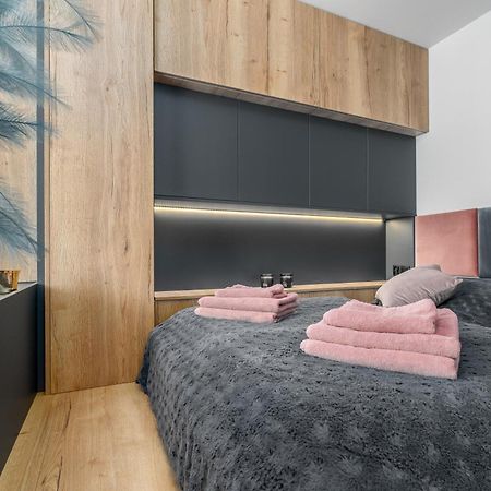 Apartament Flaming Hanza Tower Szczecin Bagian luar foto